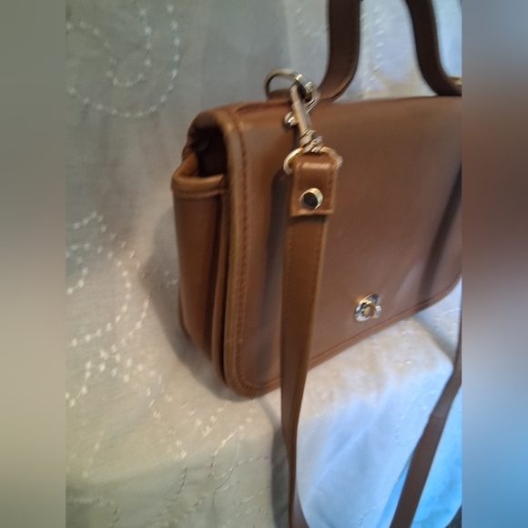 Coach Vintage Casino Handbag in British Brown Leather - Picture 5 of 8
